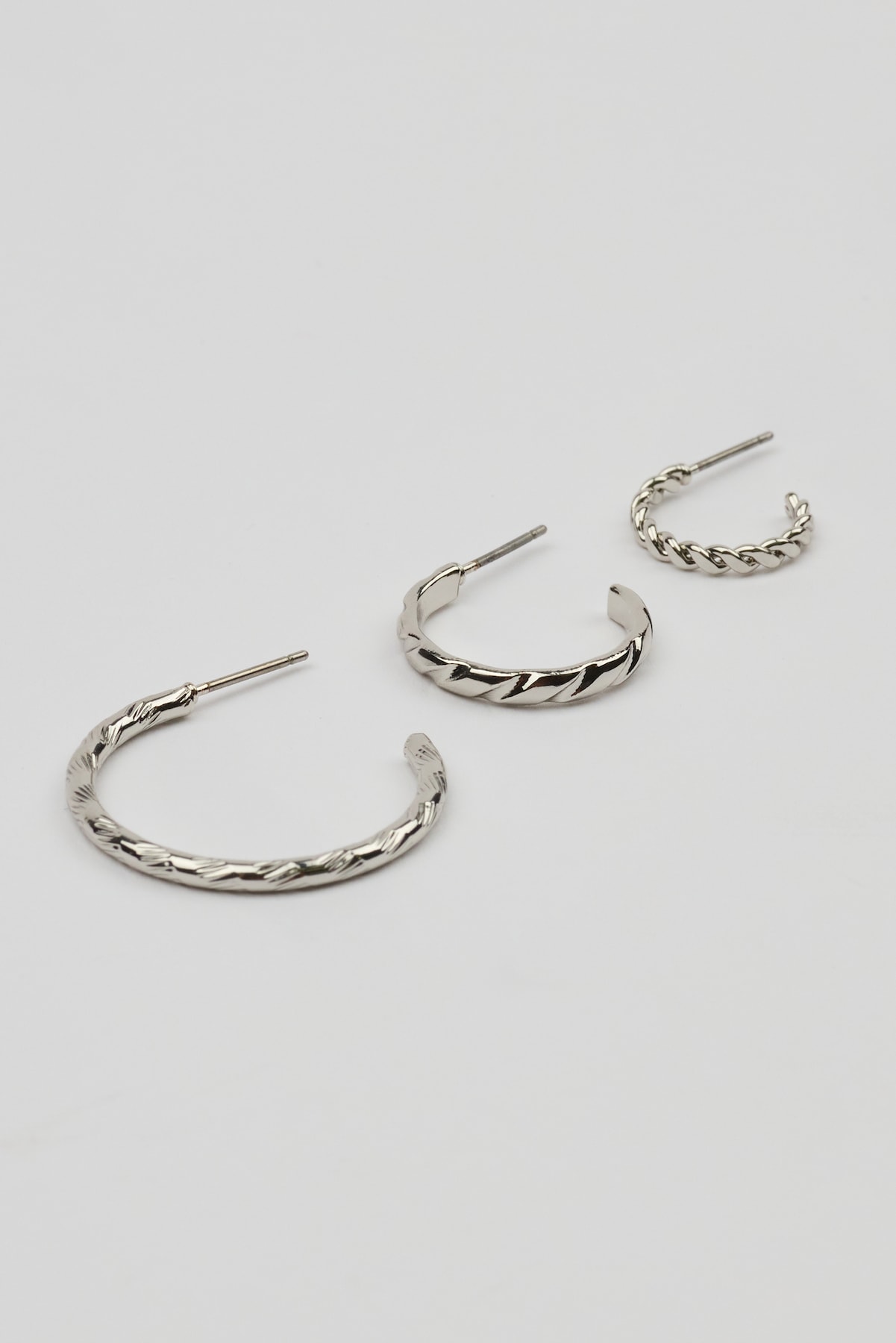 Set of 3 Textured Open Hoop Earrings